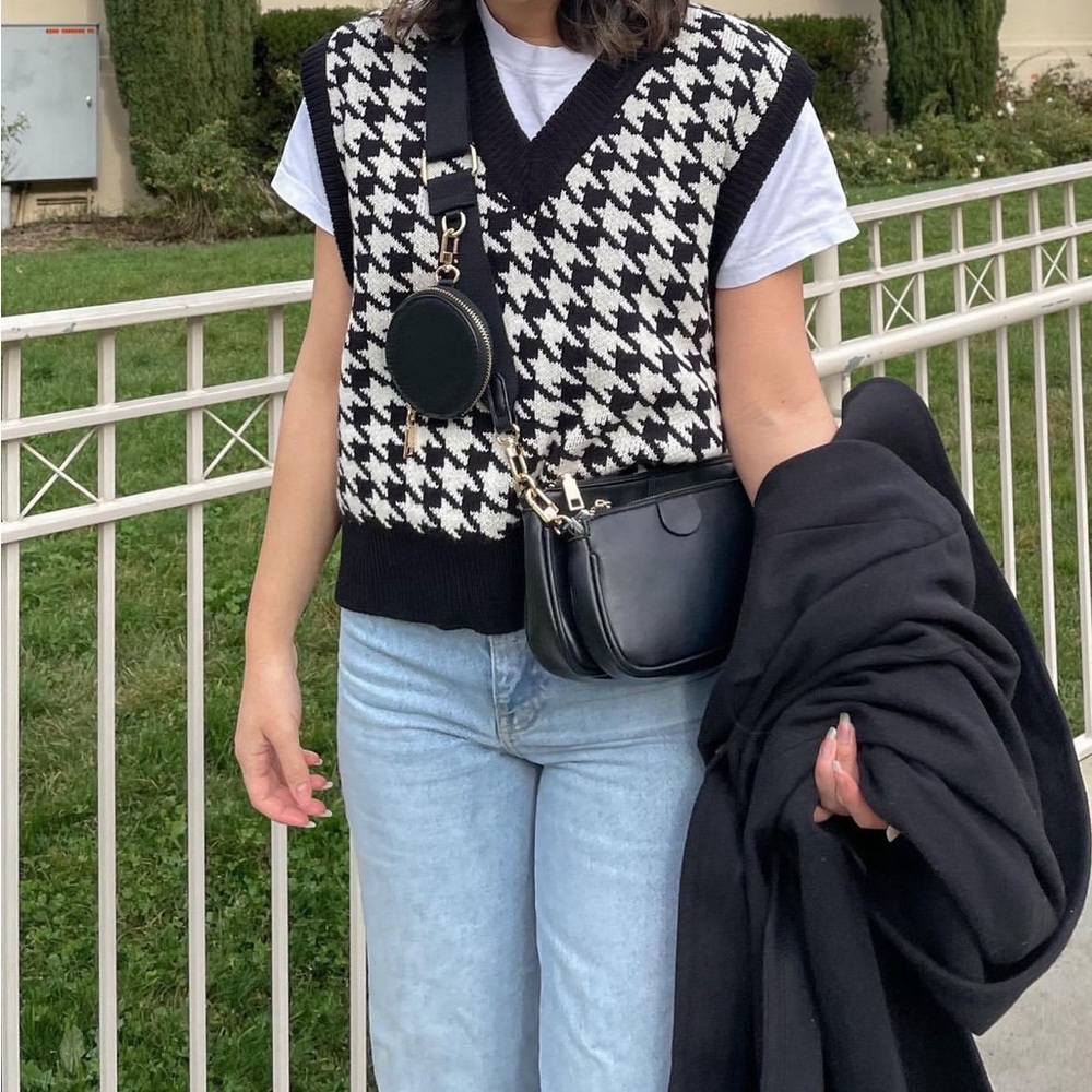 Oak and fort houndstooth knit vest